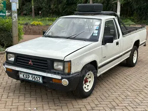Mitsubishi L200 2003 Beige