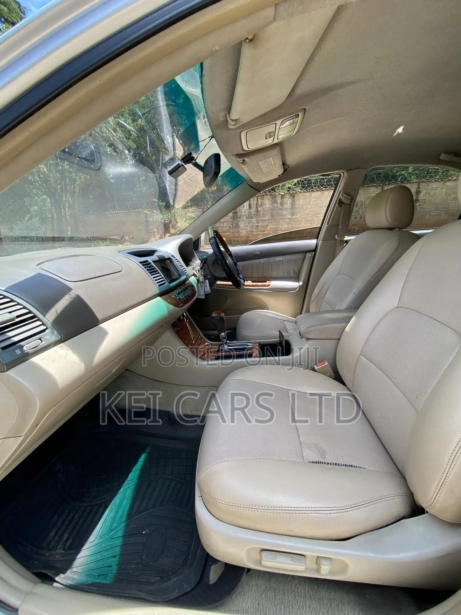 Toyota Camry 1998 Silver