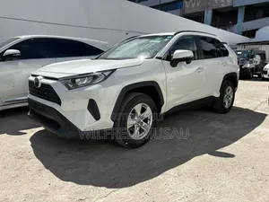 Toyota RAV4 2020 White