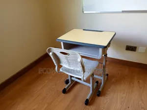 Heavy Duty Plastic Folding Chair