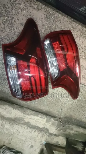 Outlander Taillight 2015-2018 Red