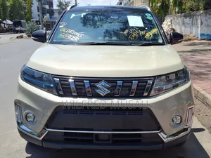 Suzuki Escudo 2023 Gold
