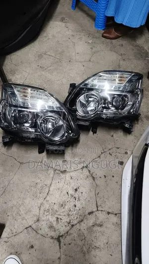 X-Trail Nt31 Headlight