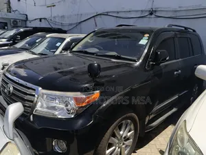 Toyota Land Cruiser 2016 Black