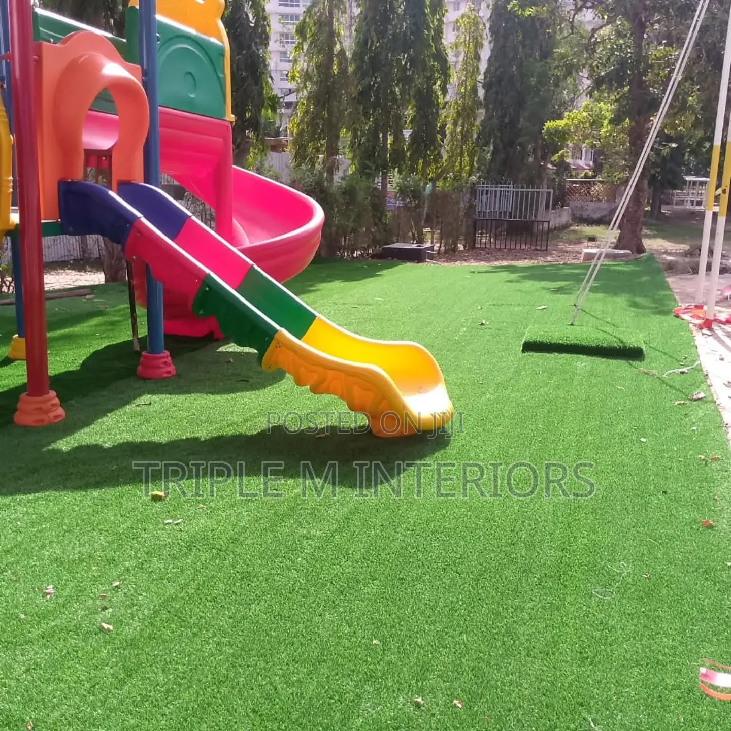 Eco-Friendly Artificial Grass Carpet for Kids Playgrounds