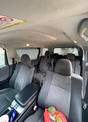 Toyota Alphard 2012 Silver