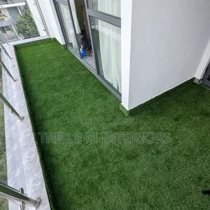 Stylish Balcony Turf Carpet for Modern Apartment Design