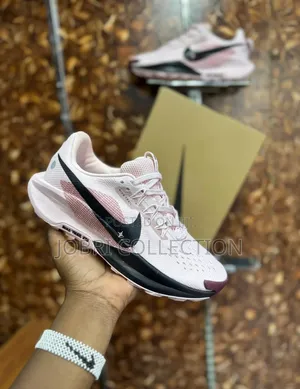 *Nike Womens React X Pegasus Trail 5* "Summit White/Armory" Sneakers