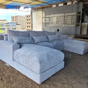 Spacious U-Shaped Sofa ( 8 Seater)