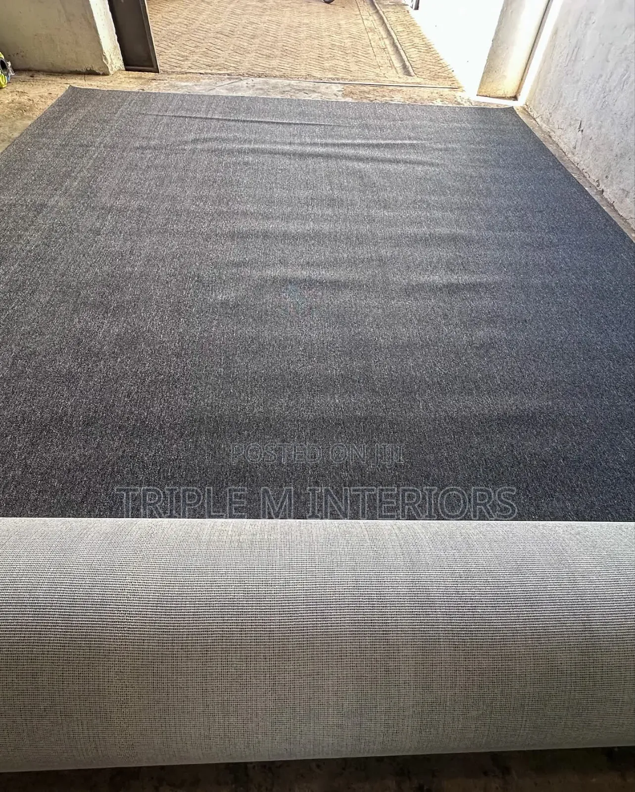 Classic Grey Broadloom Carpet Roll for Interior Upgrade