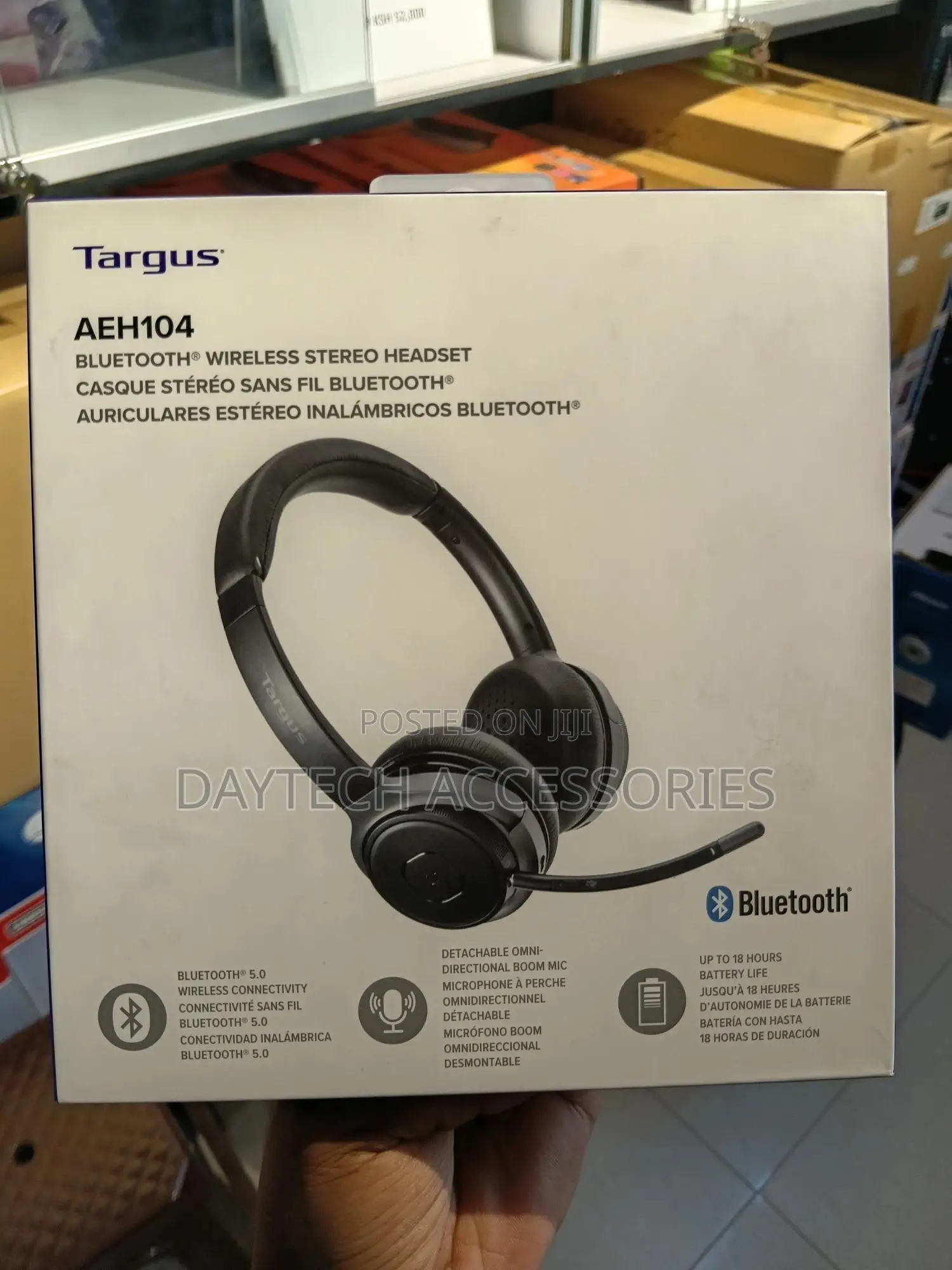 Targus Wireless Bluetooth Stereo Headset (Model Aeh104tt).