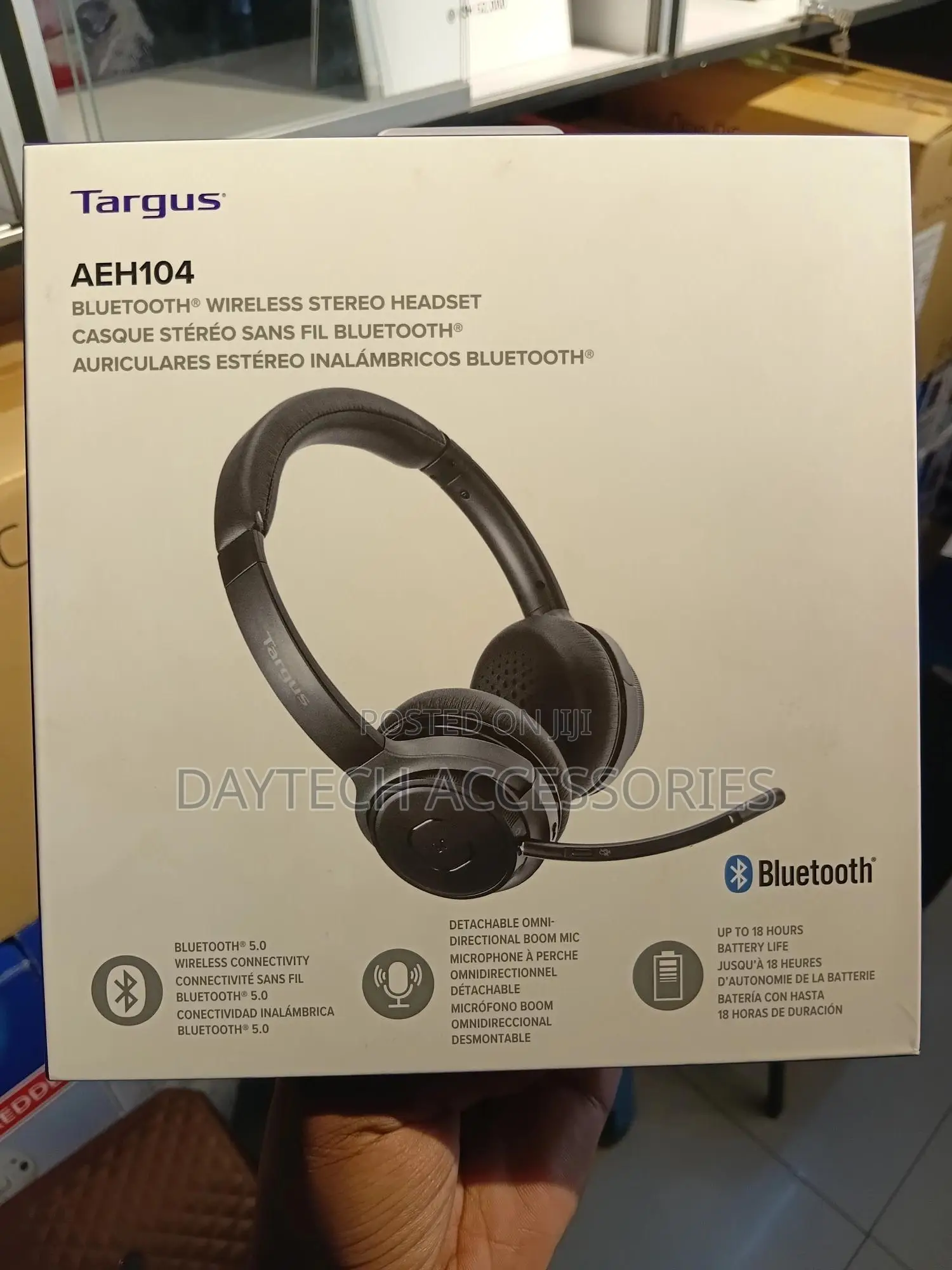 Targus Wireless Bluetooth Stereo Headset (Model Aeh104tt).