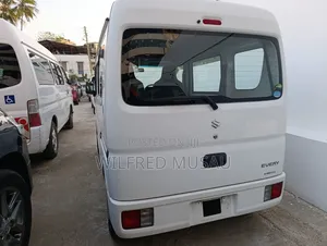 Suzuki Every Wagon 2019 White