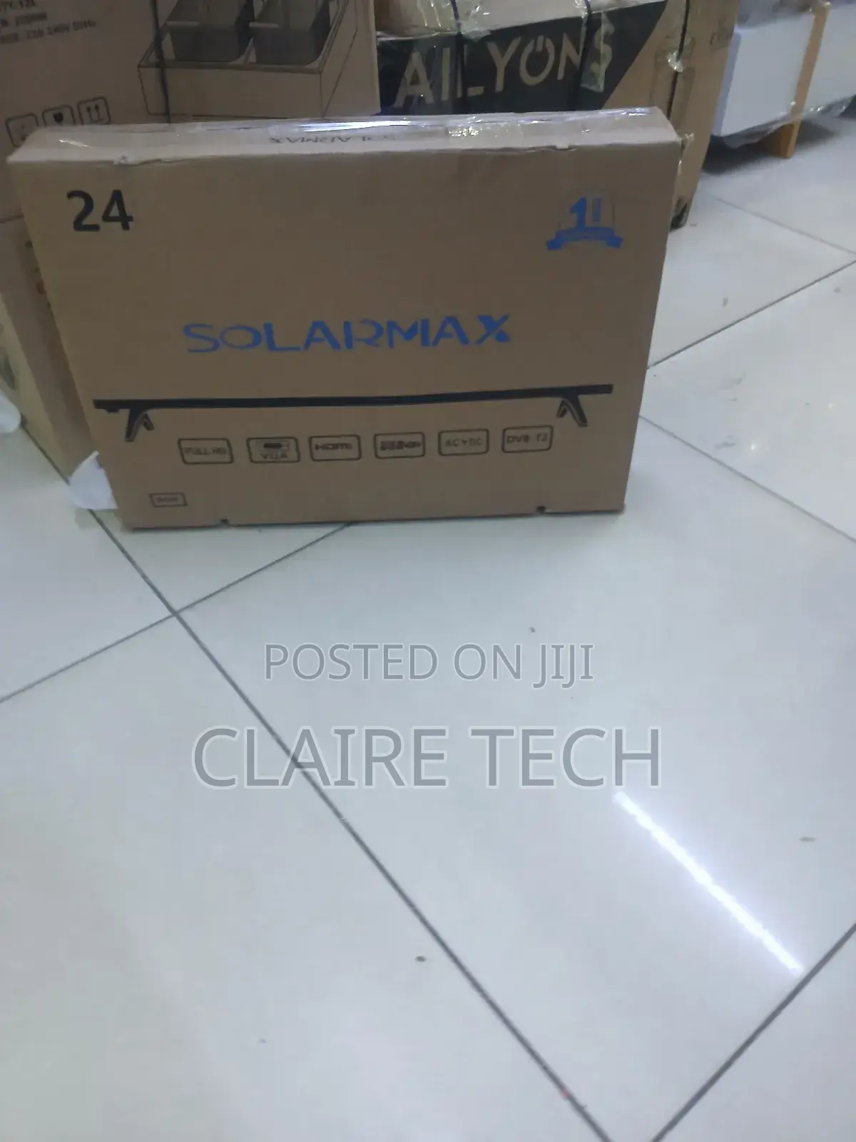Solarmax 24-Inch Multi-Input Led Television