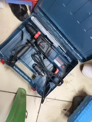 800w Bosch Rotary Hammer Drill