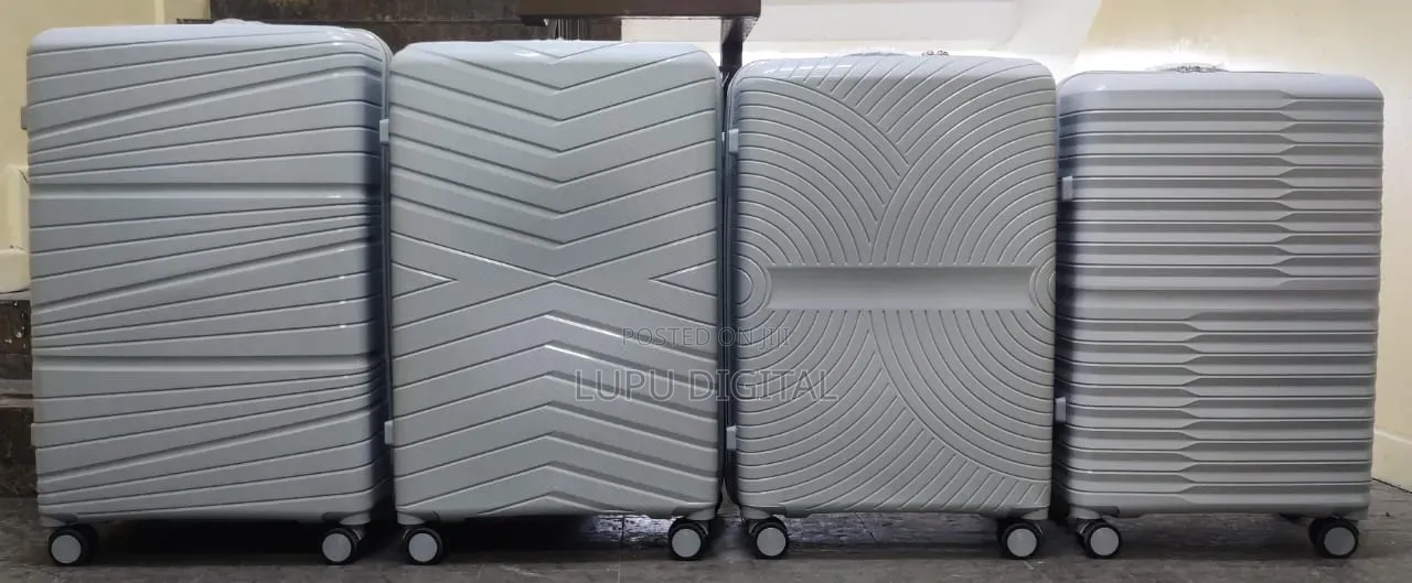 Premium Waterproof Scratch-Resistant Unbreakable Luggage With Pinlock
