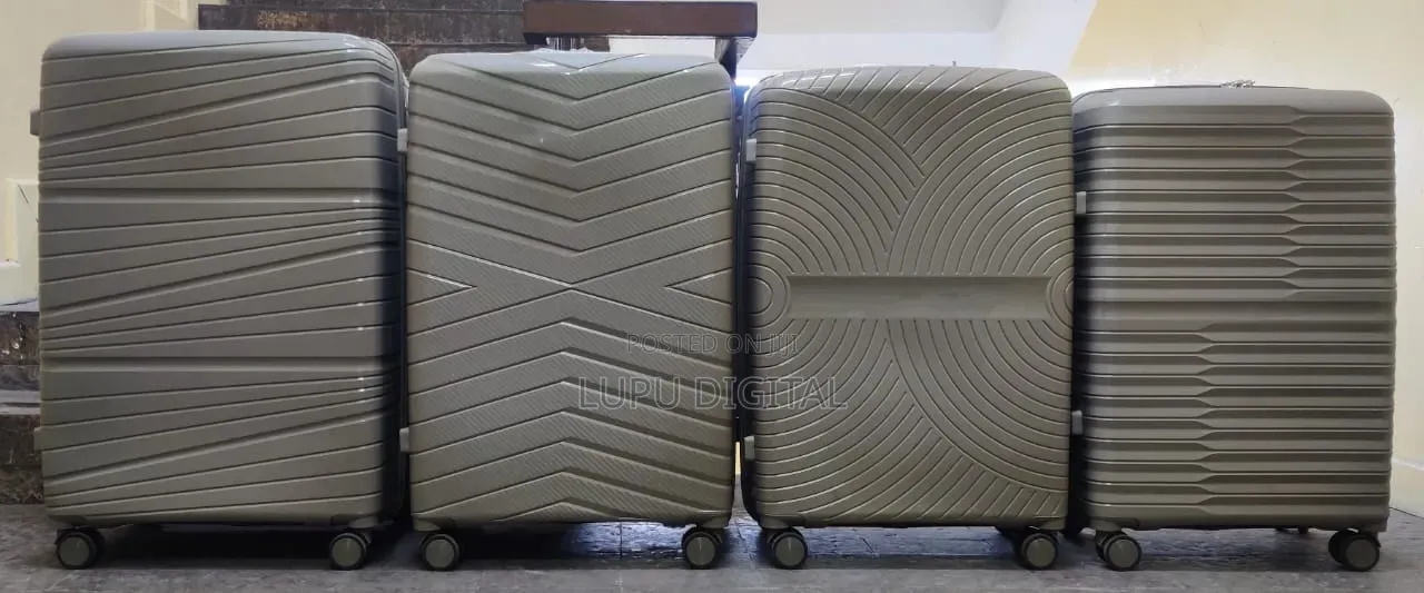Premium Waterproof Scratch-Resistant Unbreakable Luggage With Pinlock