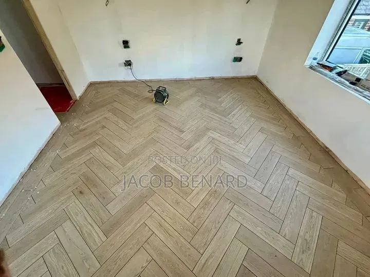Tile Fixings
