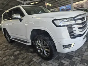 Toyota Land Cruiser 2024 Pearl