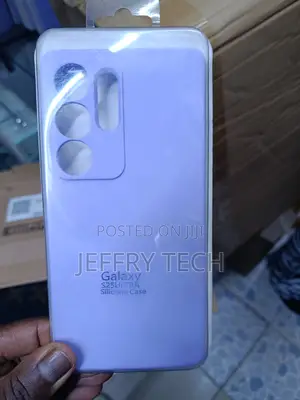 Premium Cover Designed Specifically for the Samsung Galaxy S25 Ultra.