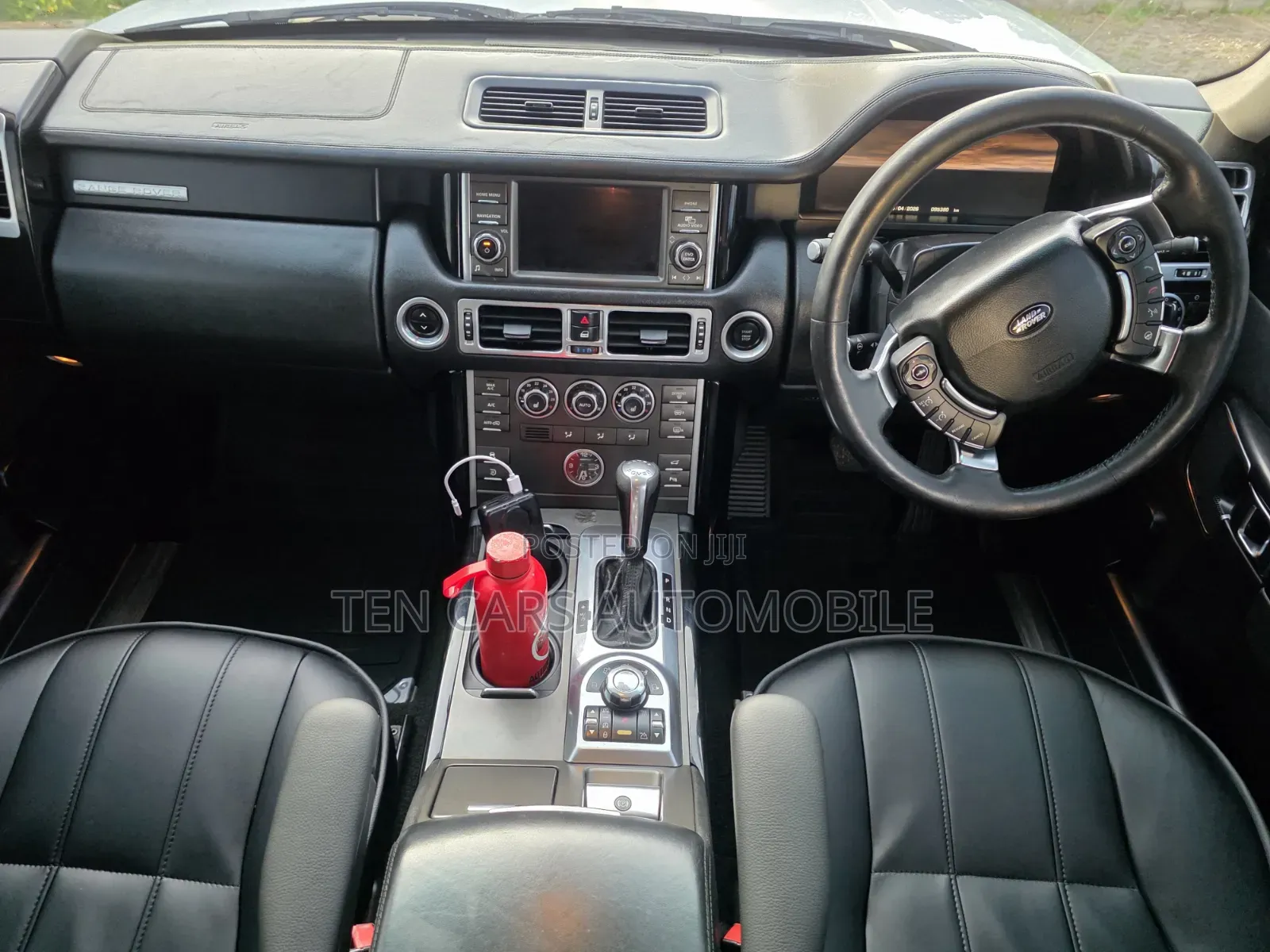 Land Rover Range Rover Vogue 2011 White