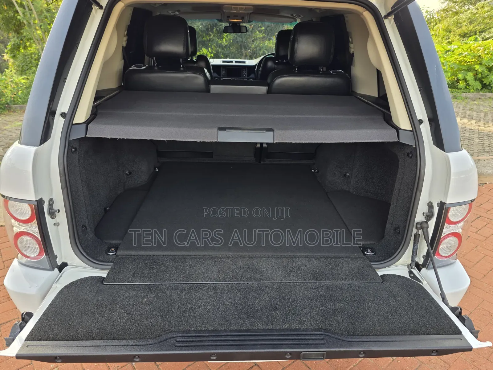 Land Rover Range Rover Vogue 2011 White