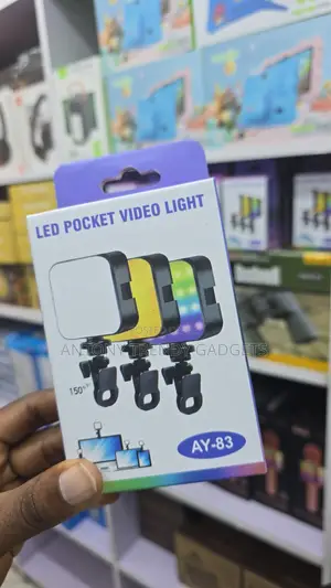 Ay-83 Pocket RGB Video Light Rechargeable Clip Light