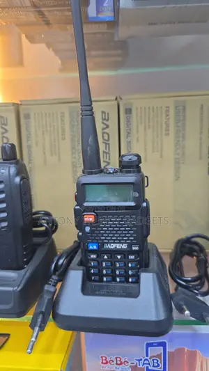 Uv-5r Dual Band Walkie Talkies, Rechargeable Two-Way Radios Baofeng