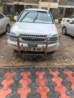 Toyota Harrier 2000 White
