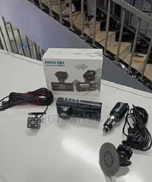 Triple Lens Black Box Dash Camera - 3 in 1 Camera With Rear View