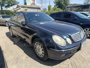 Mercedes-Benz E240 2004 Green