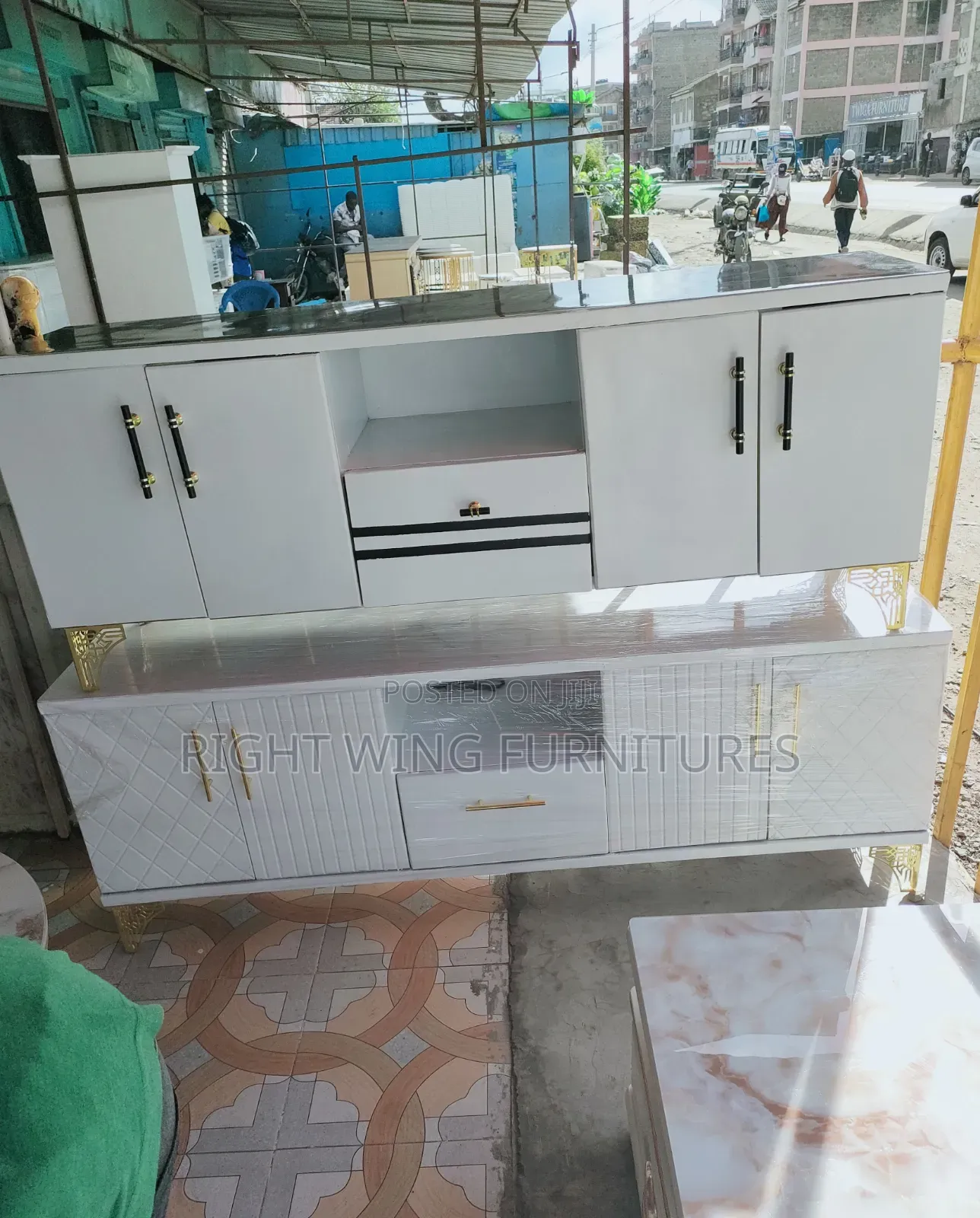 Flat White Modern Tv Stands
