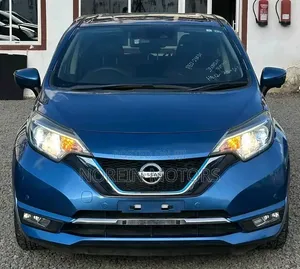 Nissan Note 2018 Blue