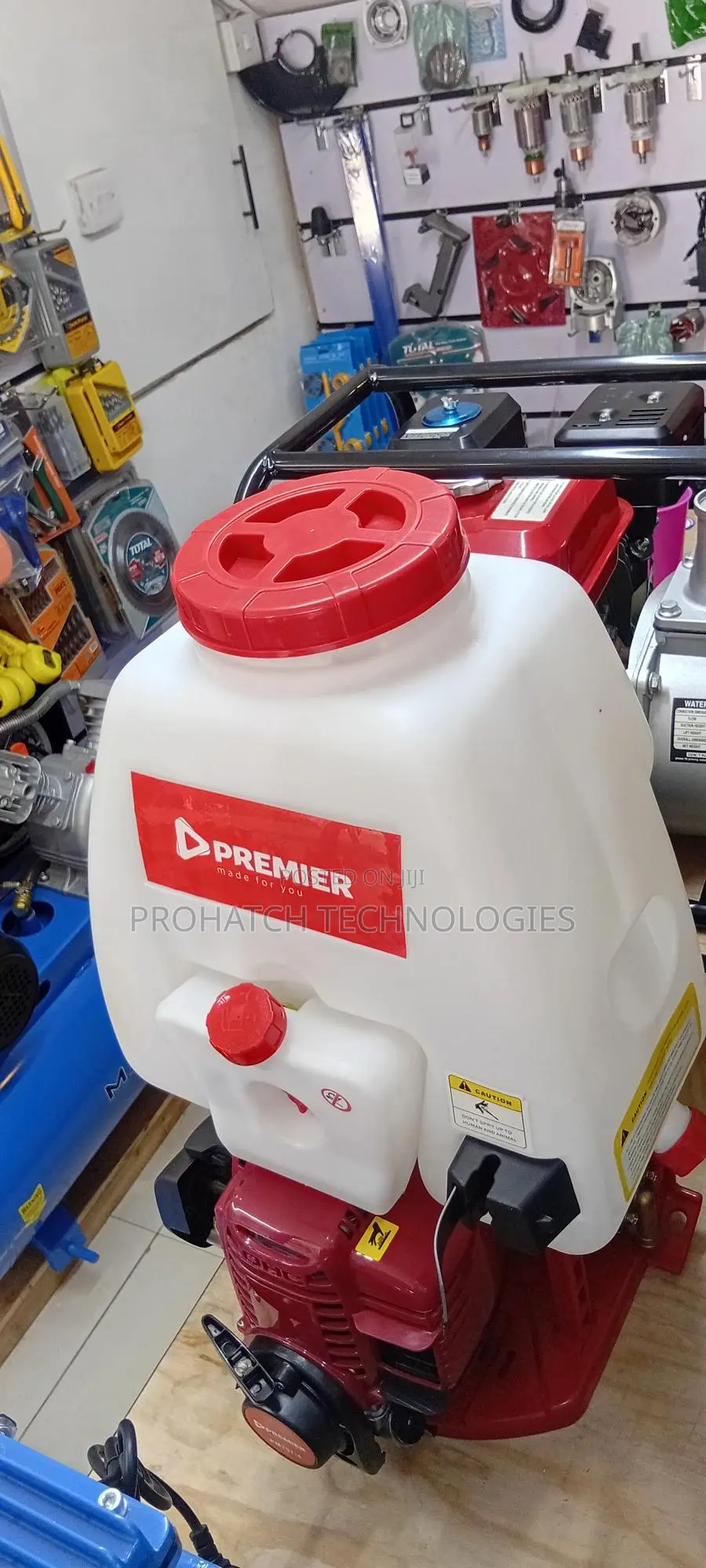 Four Stroke Primer Sprayer
