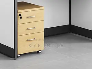 Office Workstations; 4 Users MDF Open User Collaborative Worlstation