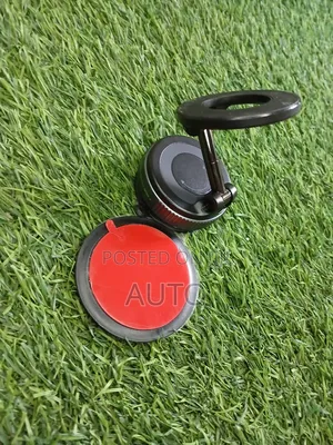 Magnetic Car Phone Holder – Vacuum Suction Mount With 360° Rotation