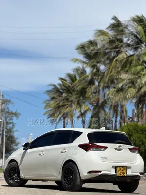 Toyota Auris 2015 White