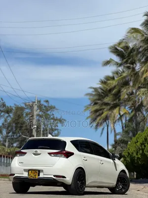 Toyota Auris 2015 White