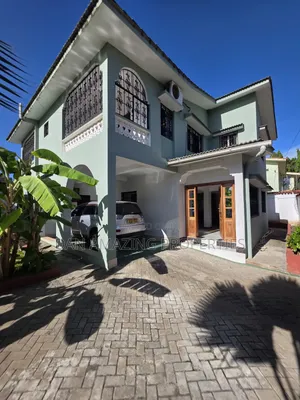 3bdrm Maisonette in Mombasa Plus Dsq, Bombolulu for sale