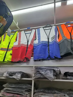 Security Personnel Reflector Vest