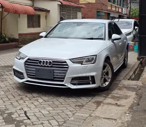 Audi A4 2018 White
