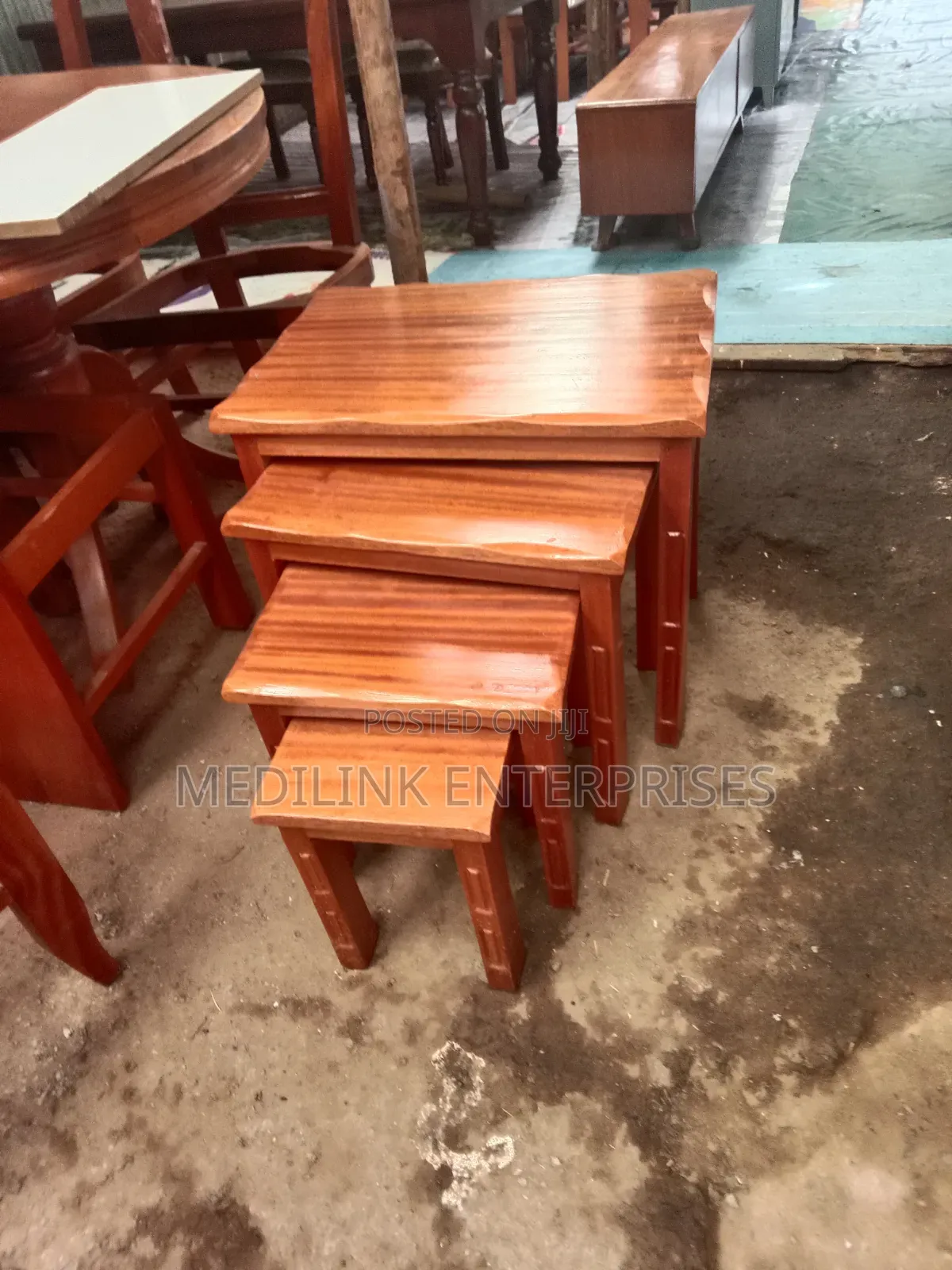 Edd Model Mahogany Vanish Nestle Stools