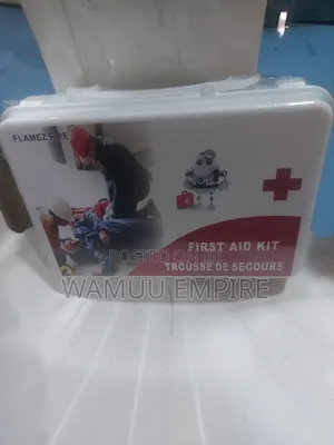 Flamez Fire + First Aid Kit
