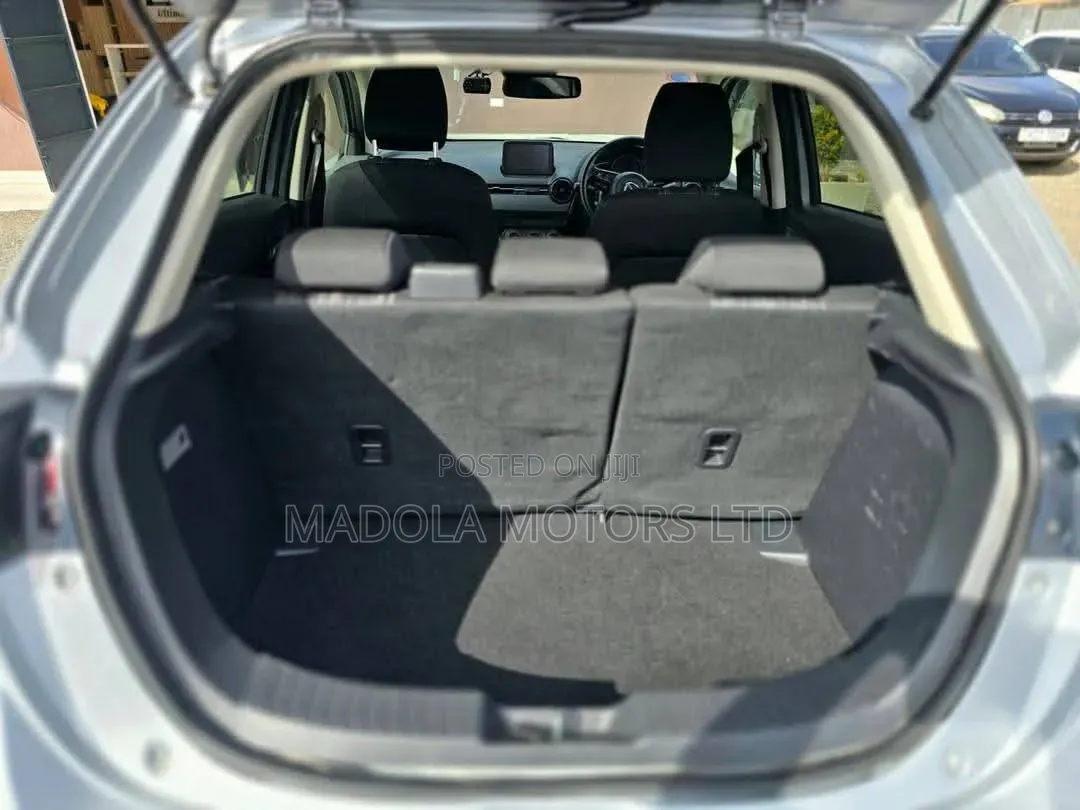 Mazda 2 2020 Silver