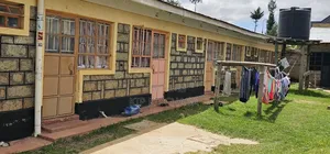 10bdrm Duplex in Annex, Racecourse for sale