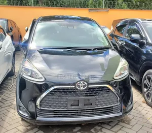 Toyota Sienta 1.5 FWD 2020 Black