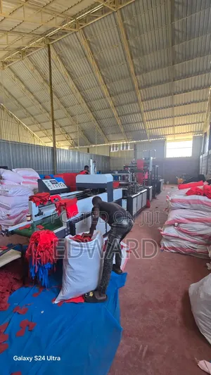 Non Woven Bag Making Machine