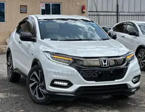 Honda Vezel 1.5 Hybrid 2WD 2019 Pearl