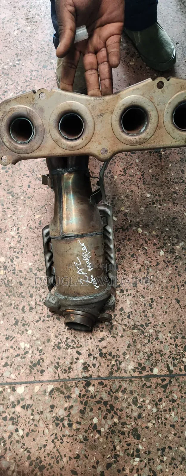 Manfold Complete With Muffler for Rav4 , Vanguard , Harrier Available