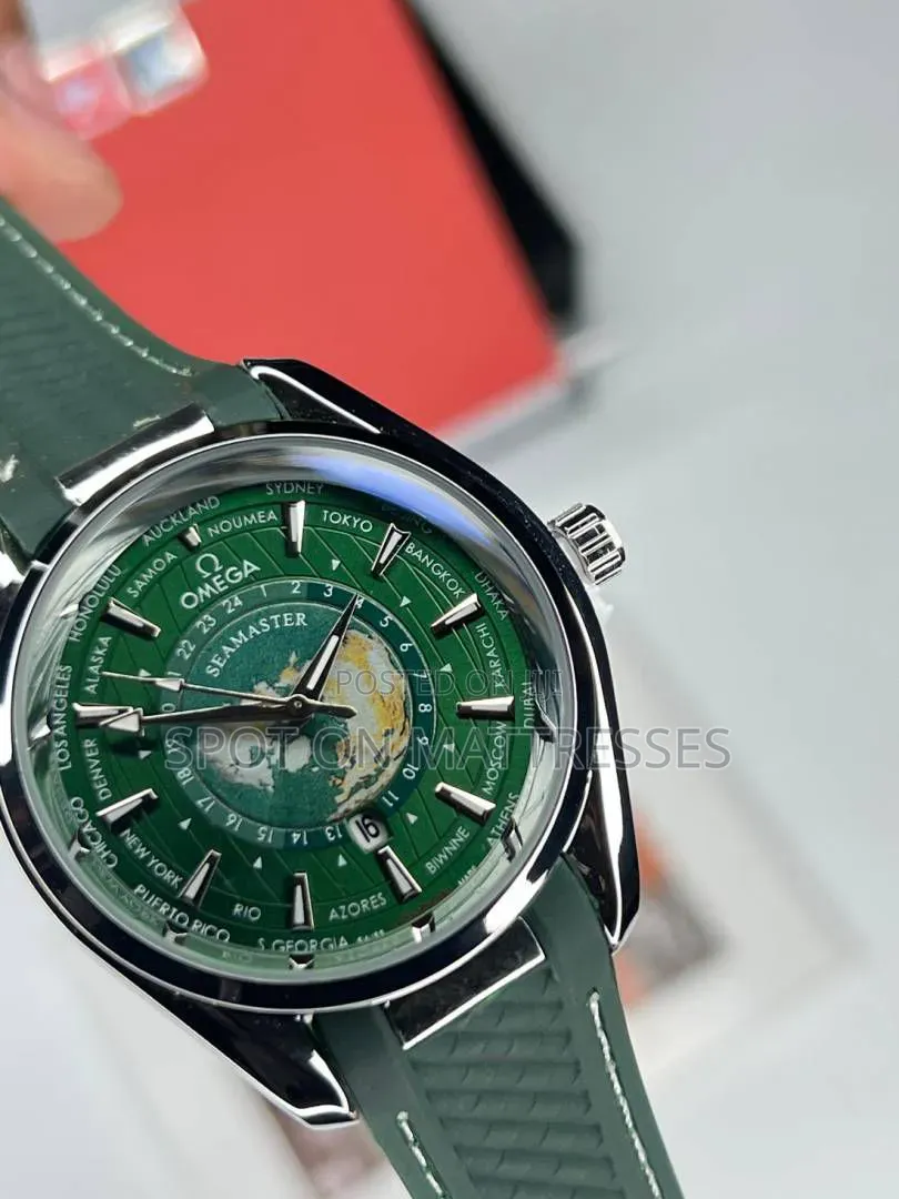 Automatic Omega Speedmaster Unisex Watch.